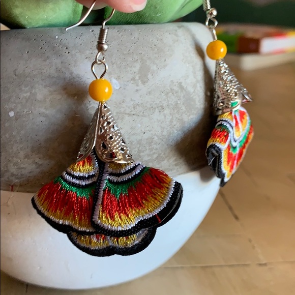 BOGO Antique Silver Embroidered Earrings Yellow - Picture 8 of 8